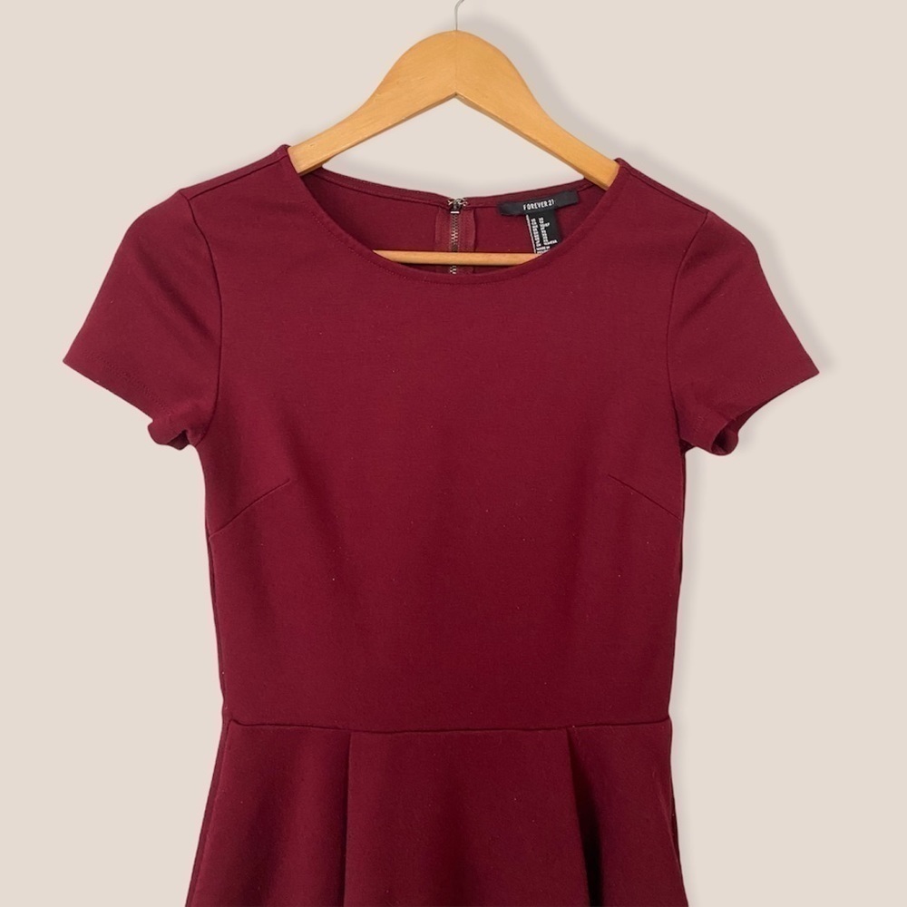 F21 Burgundy Peplum Short Sleeve Top - Picture 2 of 6